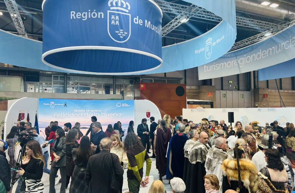 El Ayuntamiento proyecta en FITUR el incremento de las plazas de alojamiento tur�stico en La Santa